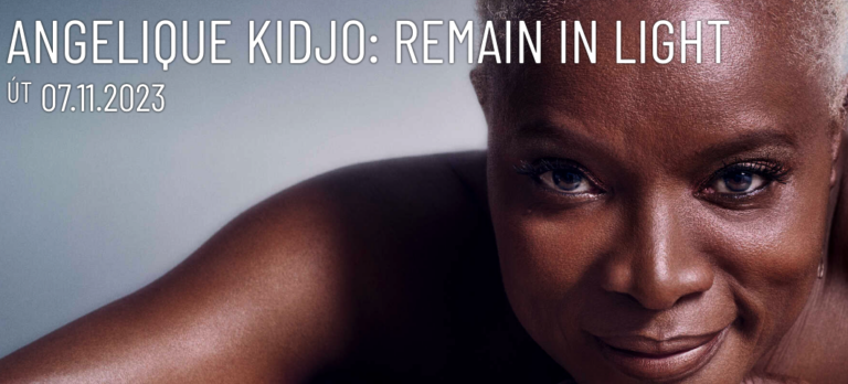 Angelique Kidjo ve Fóru Karlín